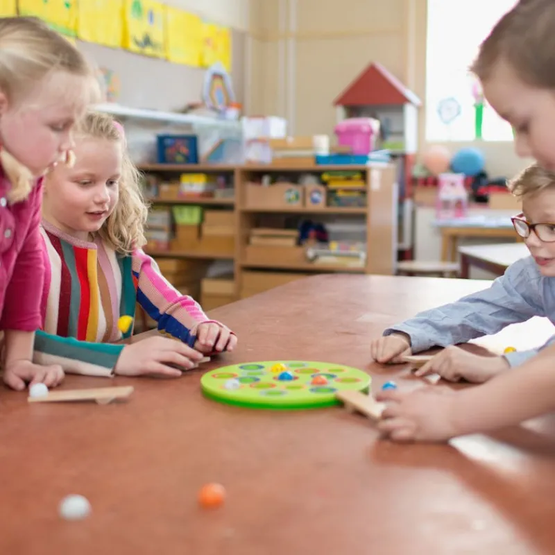 BS Toys Les monstres volants, jeu d'adresse< Jeux De Société