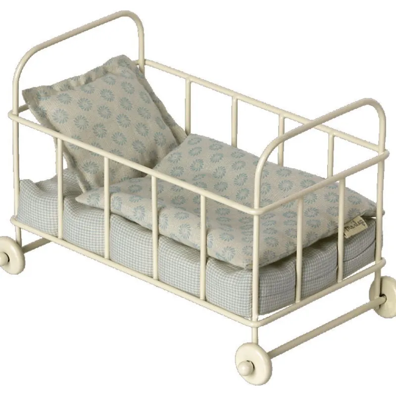Maileg Lit bébé en métal blanc pour souris< Maison De Poupées