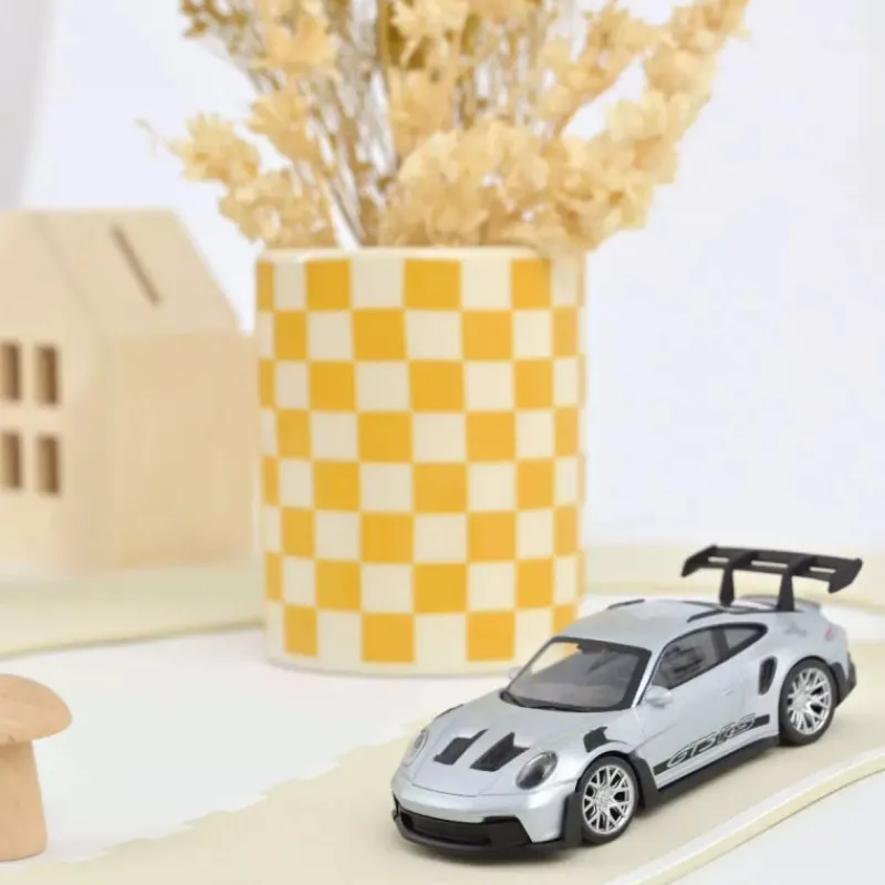 NOREV Porsche 911 GT3 RS 2022 argent 1-43< Jouets Garage, Voitures