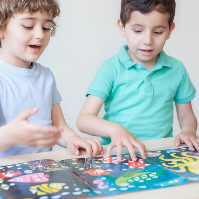 POPPIK Poster mosaïque avec des gommettes "Aquarium"< Jeux, Puzzles Et Stickers Poppik | Autocollants Et Décalcomanies