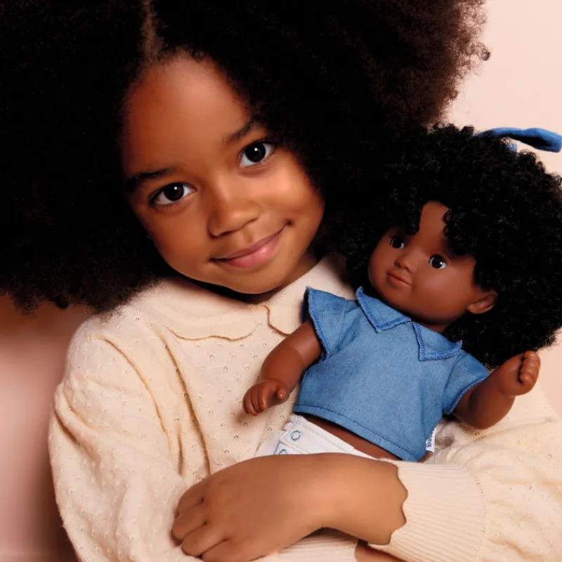 Djeco Poupée "Lovely Janet" POMEA de 7763< Poupées, Peluches